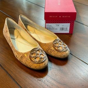 Kelly & Katie gold speckled cork flats